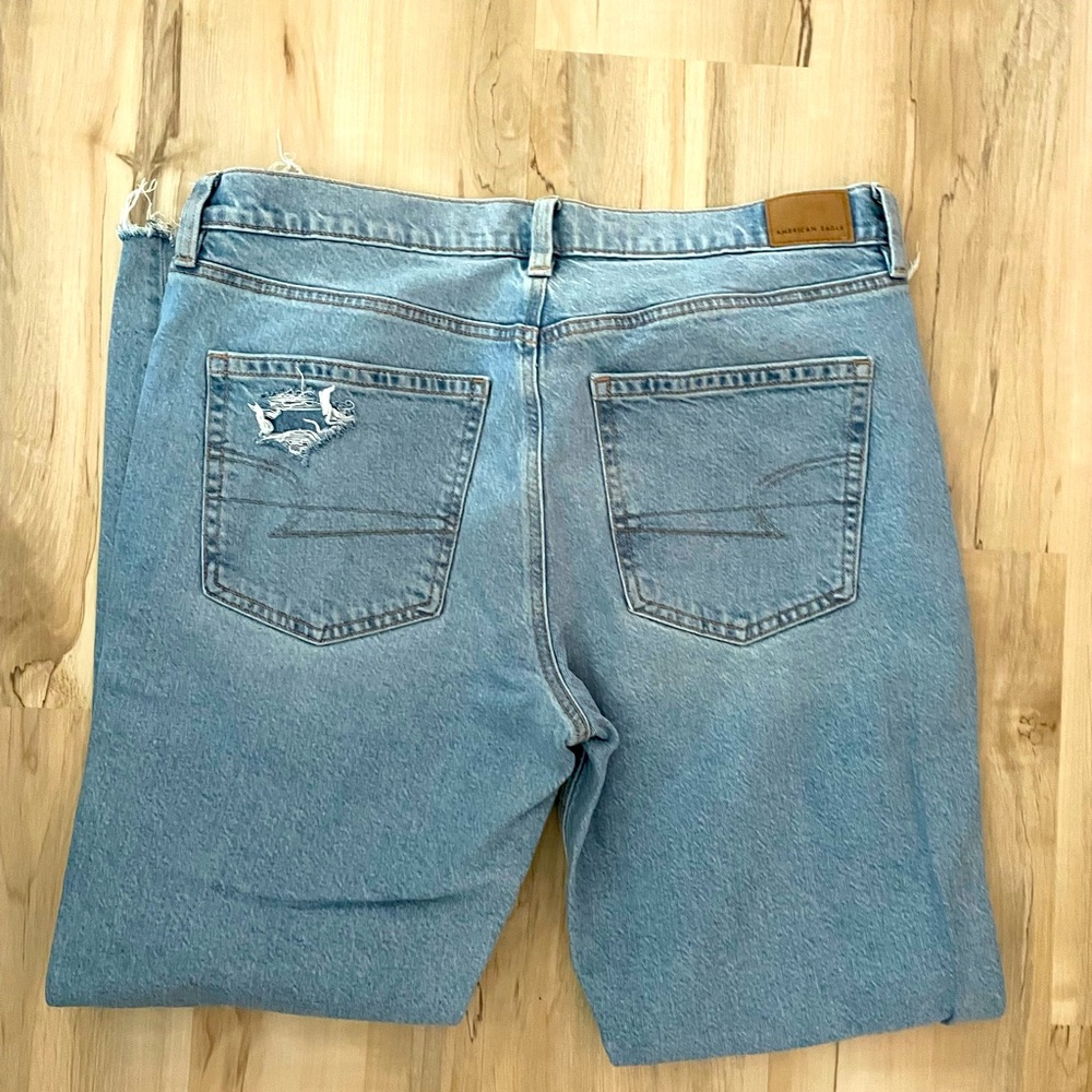 American Eagle 90’s Skinny Straight Jeans . Sz 14 NWOT